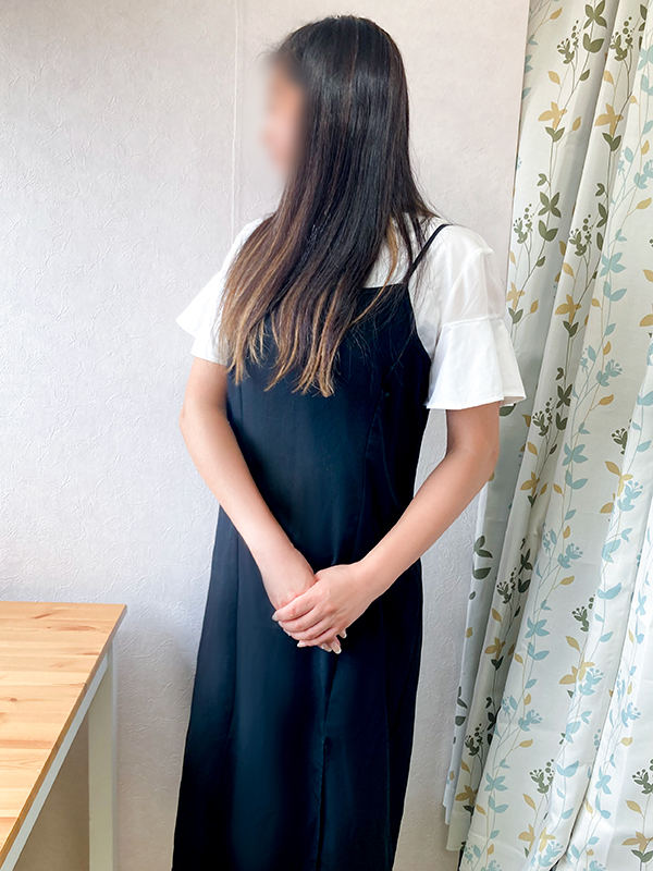本厚木人妻デリヘル【熟女の風俗最終章 本厚木店】長綺　ねいる