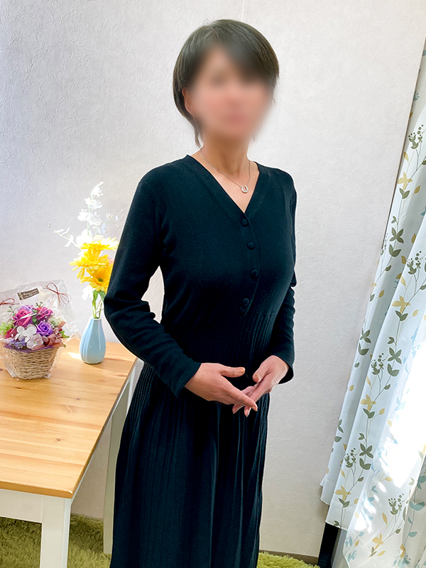 本厚木人妻デリヘル【熟女の風俗最終章 本厚木店】海岸　あゆ