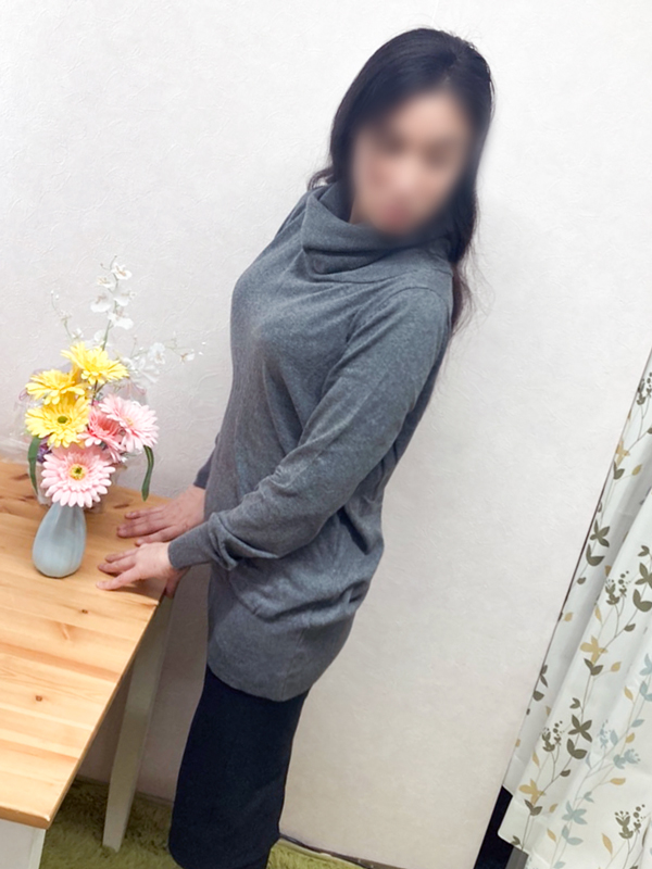本厚木人妻デリヘル【熟女の風俗最終章 本厚木店】主婦　きゅう