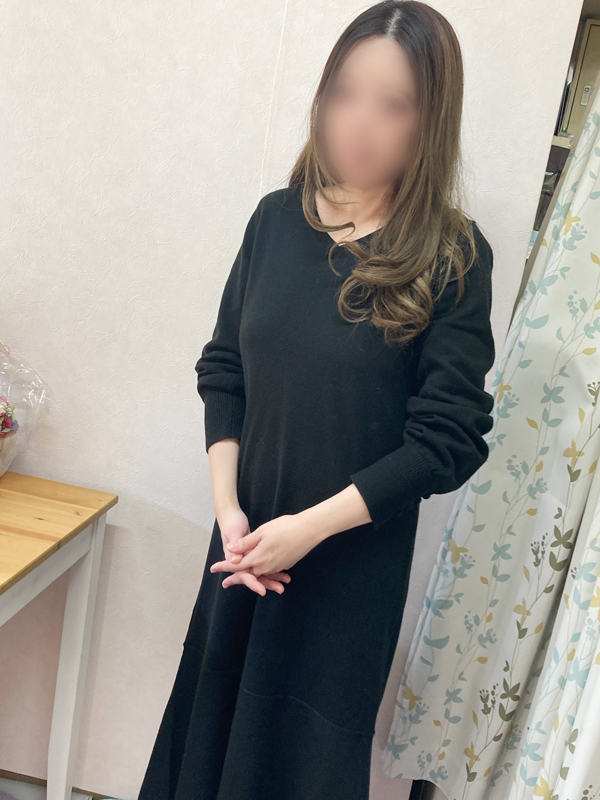 本厚木人妻デリヘル【熟女の風俗最終章 本厚木店】床上手　ありす