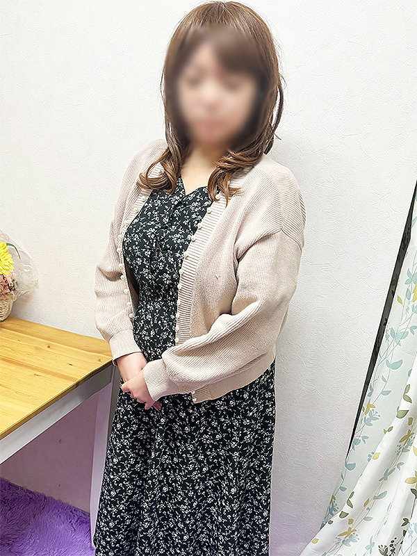 本厚木人妻デリヘル【熟女の風俗最終章 本厚木店】完熟　めろん