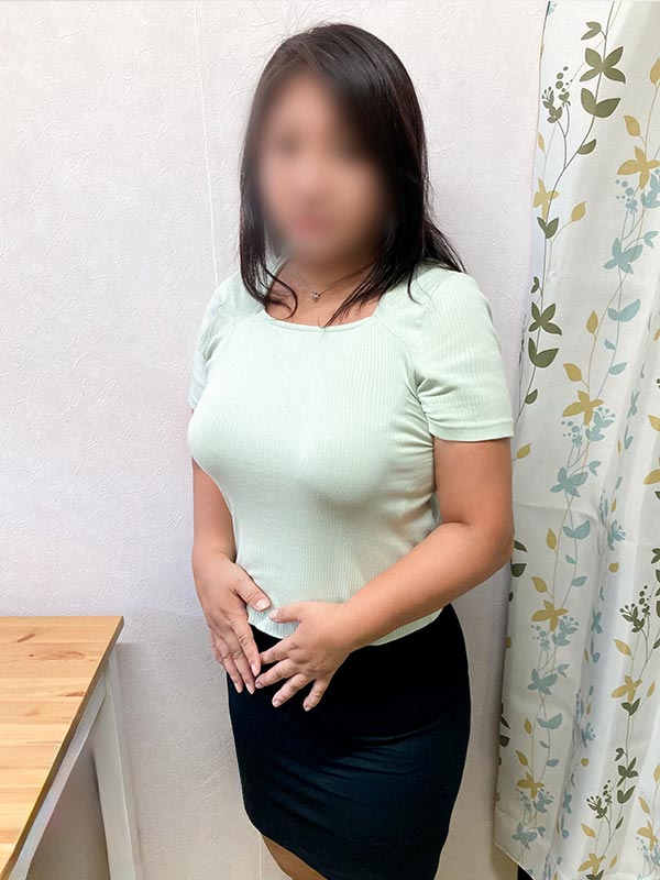 本厚木人妻デリヘル【熟女の風俗最終章 本厚木店】全呼　せりか
