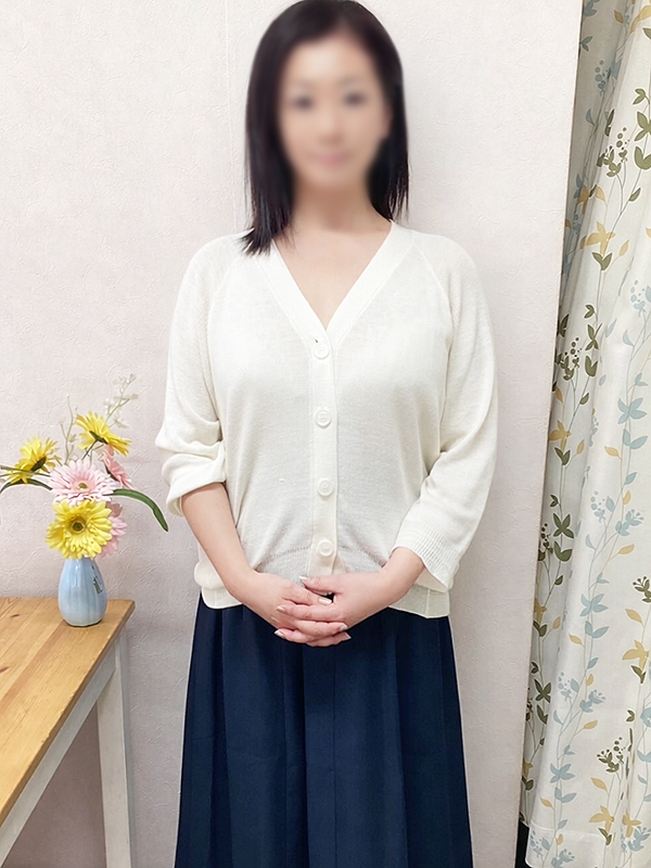 本厚木人妻デリヘル【熟女の風俗最終章 本厚木店】極喉　あきな