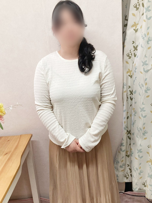 本厚木人妻デリヘル【熟女の風俗最終章 本厚木店】母性　みず
