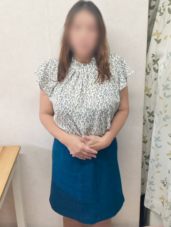 本厚木人妻デリヘル【熟女の風俗最終章 本厚木店】いちか
